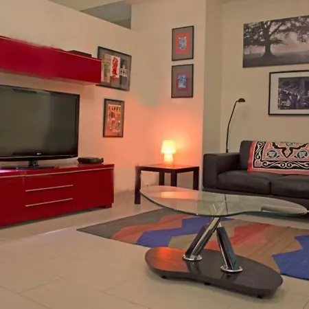 2b Seaview Breeze - Finikoudes Beach Appartamento Larnaca