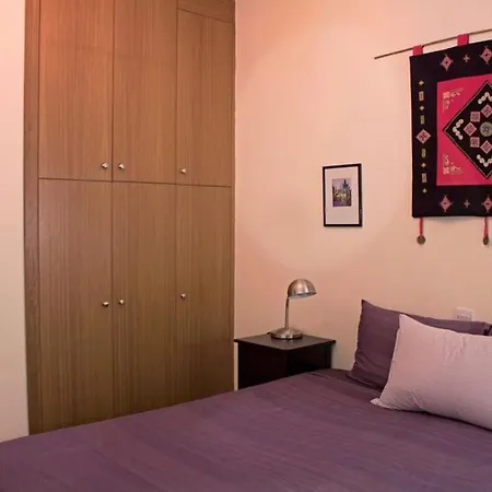2b Seaview Breeze - Finikoudes Beach * Larnaca